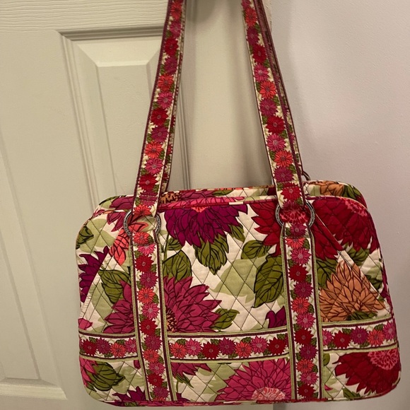 Vera Bradley Handbags - Vera Bradley bag